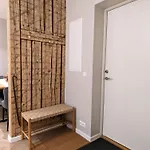 Mere - Private Yard, Sauna And Pet Friendly Daire