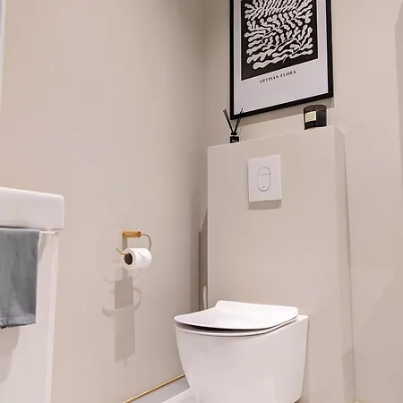 公寓 Mere Apartment - Private Yard, Sauna And Pet Friendly 派尔努