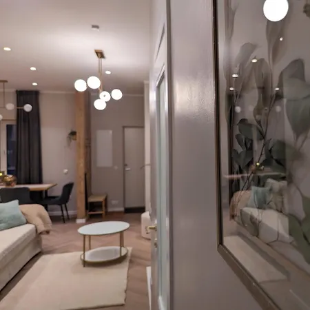 Mere Apartment - Private Yard, Sauna And Pet Friendly 公寓