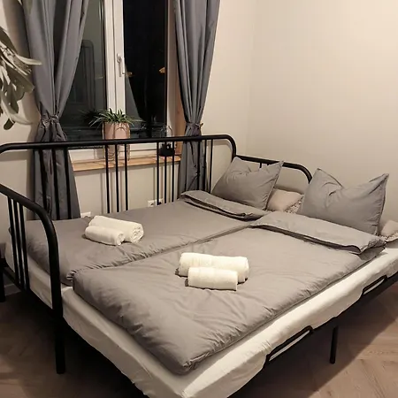公寓 Mere Apartment - Private Yard, Sauna And Pet Friendly