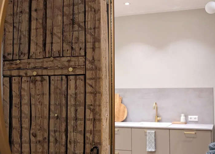 Apartment Mere - Private Yard, Sauna And Pet Friendly *