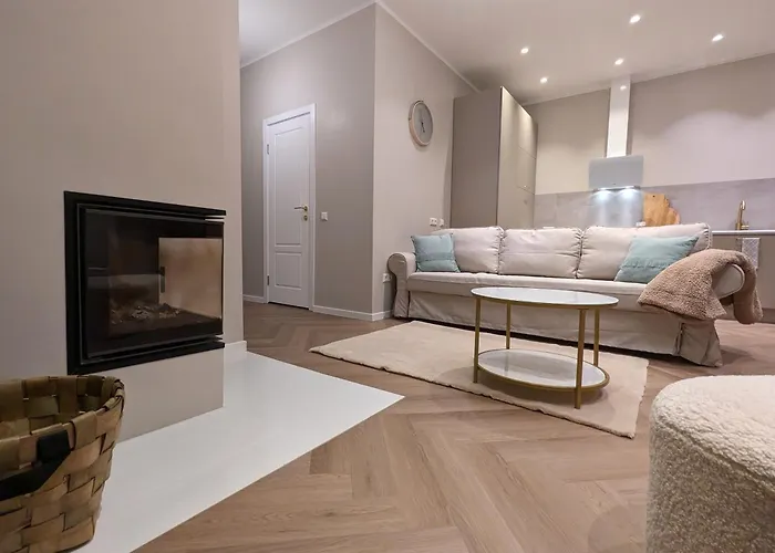 Mere - Private Yard, Sauna And Pet Friendly Parnu