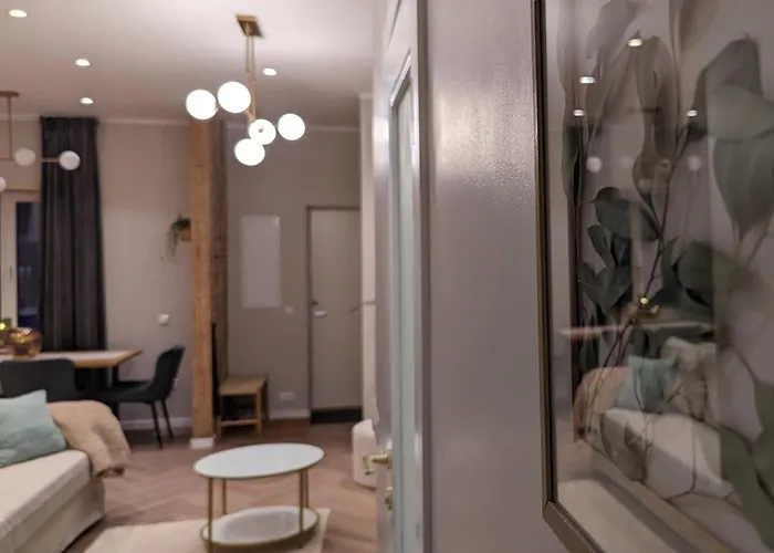 Mere - Private Yard, Sauna And Pet Friendly Apartment