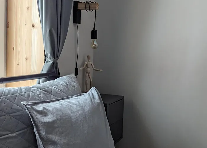 Mere - Private Yard, Sauna And Pet Friendly Apartment *