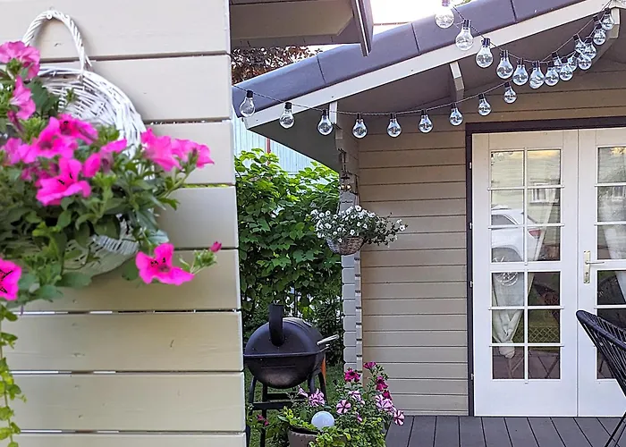 Apartment Mere - Private Yard, Sauna And Pet Friendly Parnu